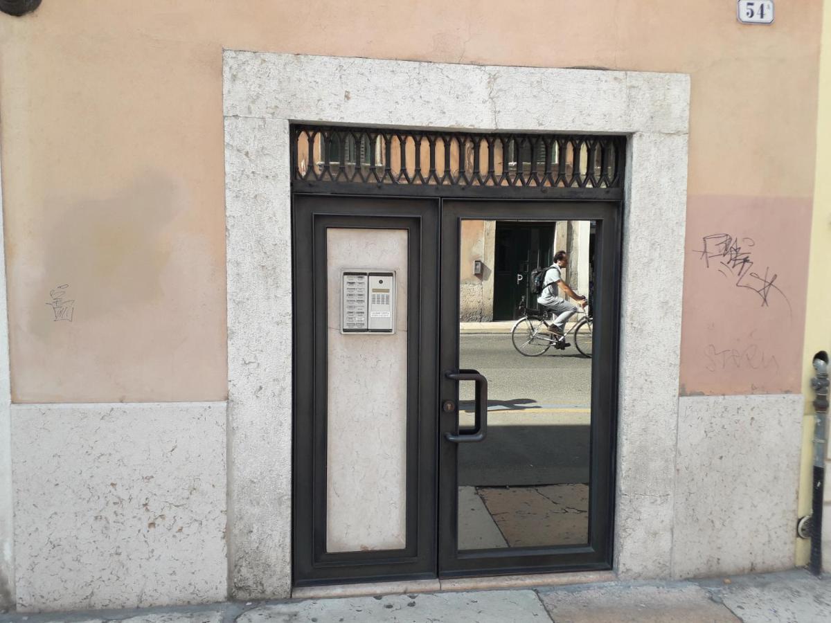 Apartamento El Postesin Verona Exterior foto